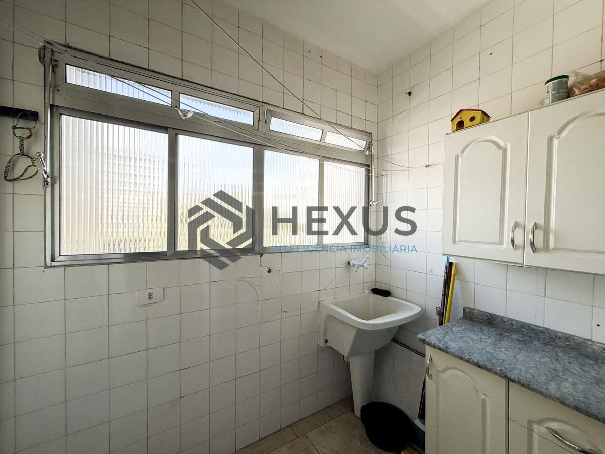 Foto 14 de Apartamento a 500m da praia na região da Vila Júlia na Enseada, Guarujá