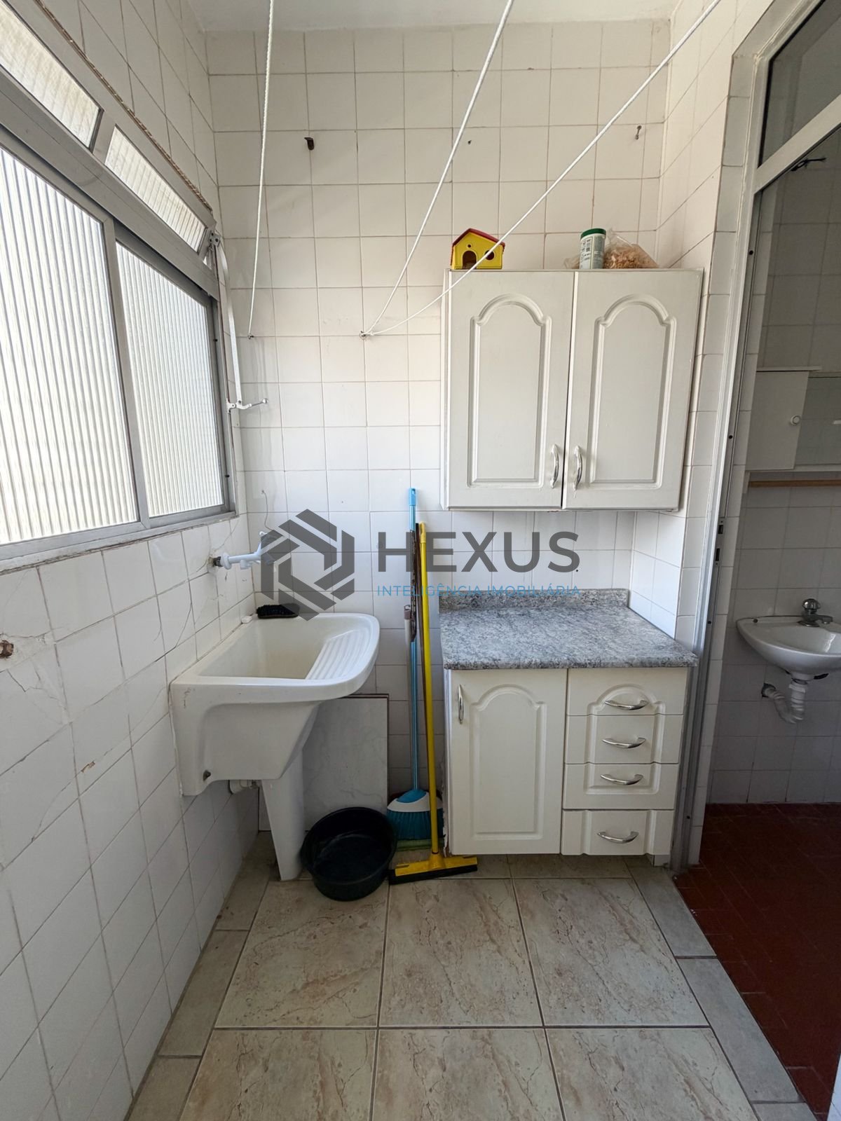 Foto 15 de Apartamento a 500m da praia na região da Vila Júlia na Enseada, Guarujá