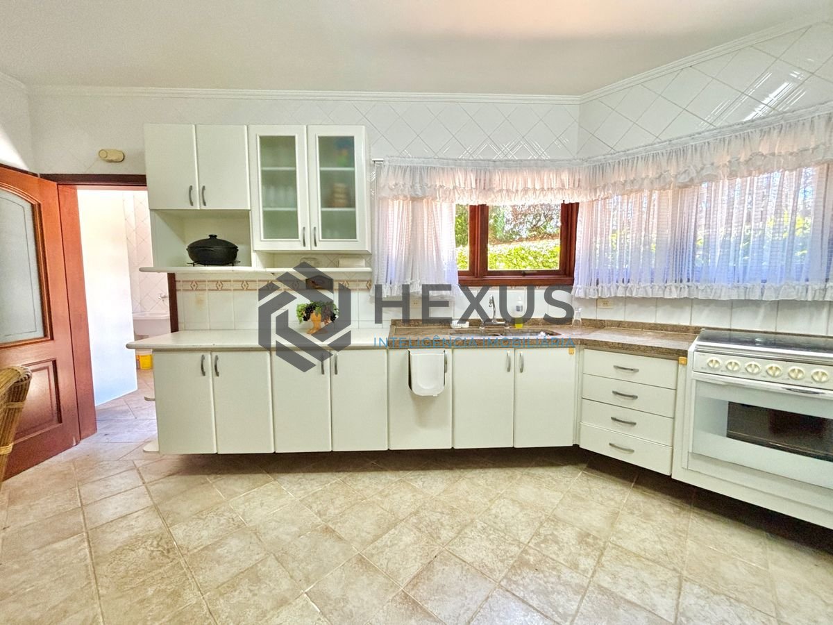 Foto 34 de Casa reformada com piscina e área gourmet no Jardim Acapulco, Guarujá