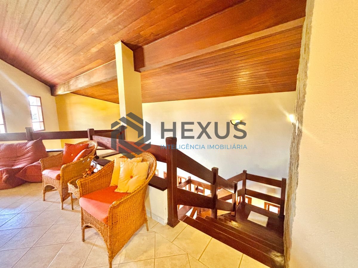 Foto 29 de Casa reformada com piscina e área gourmet no Jardim Acapulco, Guarujá