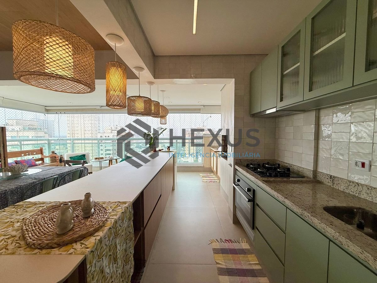 Foto 15 de Apartamento reformado com varanda gourmet vista mar e lazer a 250m da praia na Enseada, Guarujá