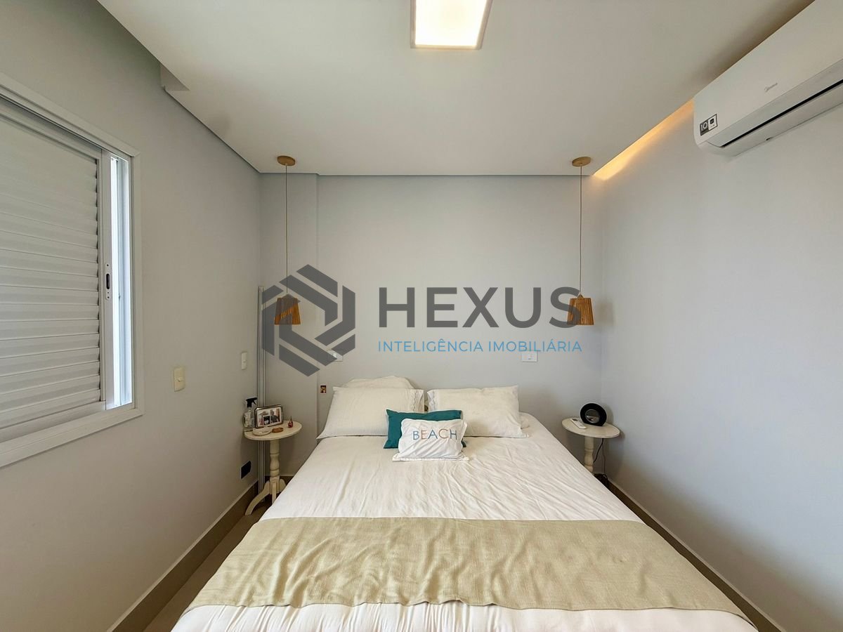 Foto 21 de Apartamento reformado com varanda gourmet vista mar e lazer a 250m da praia na Enseada, Guarujá