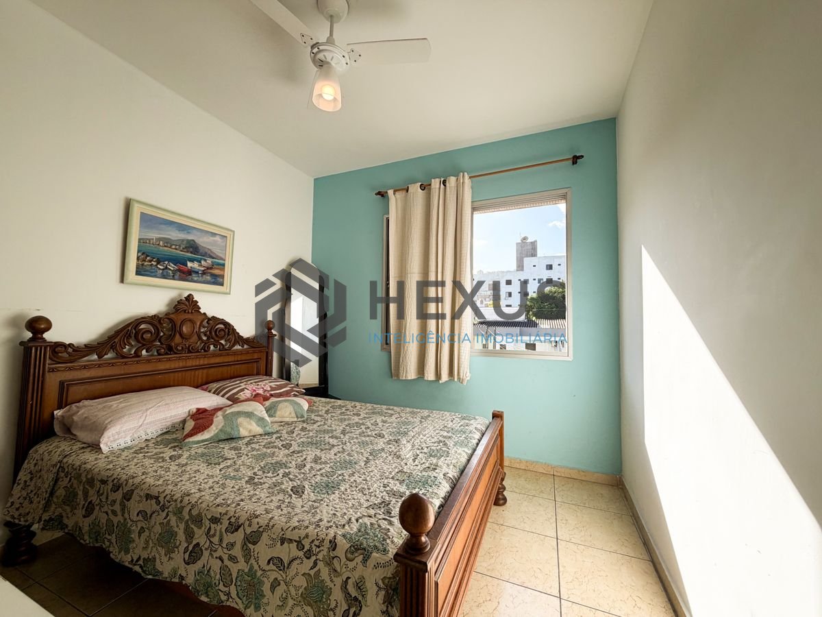 Foto 3 de Apartamento a 500m da praia na região da Vila Júlia na Enseada, Guarujá