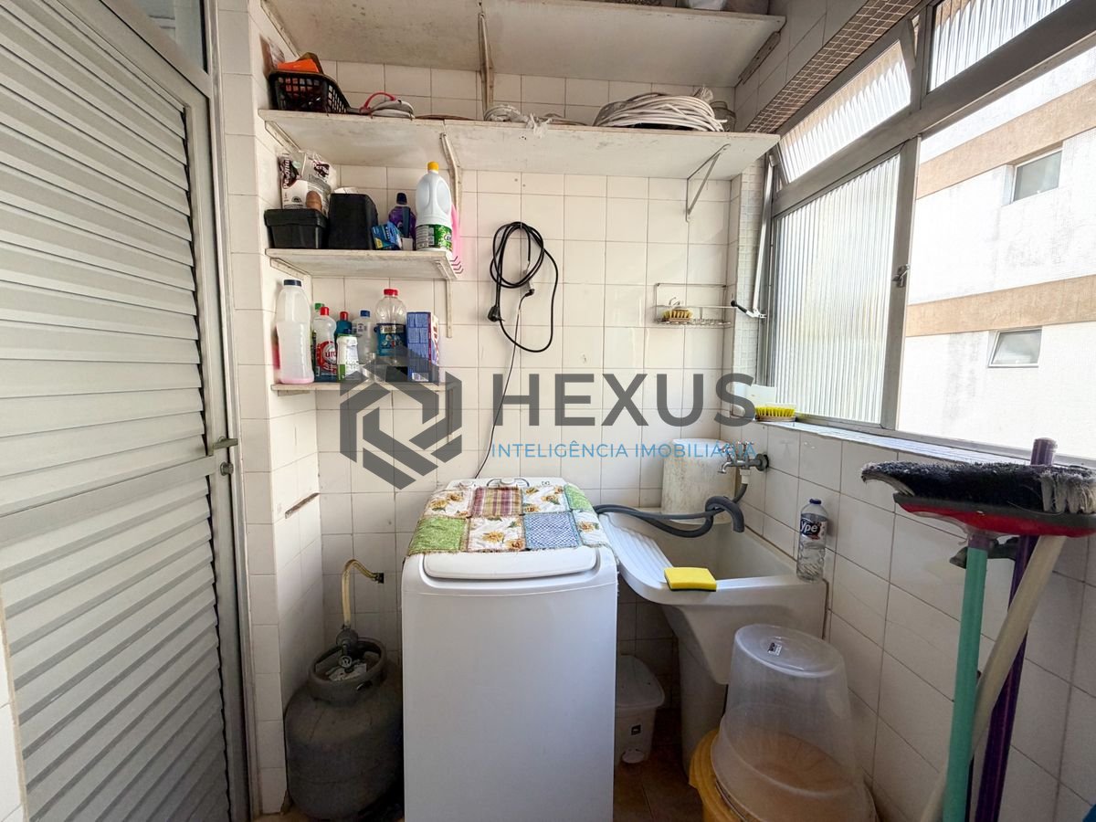 Foto 13 de Apartamento a 500m da praia na região da Vila Júlia na Enseada, Guarujá