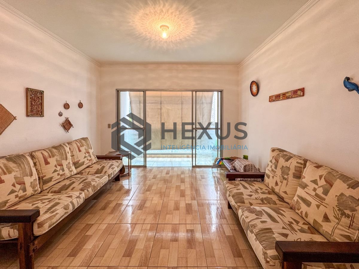 Foto 5 de Apartamento com varanda a 500m da praia na região do Jardim Las Palmas no Jardim Astúrias, Guarujá