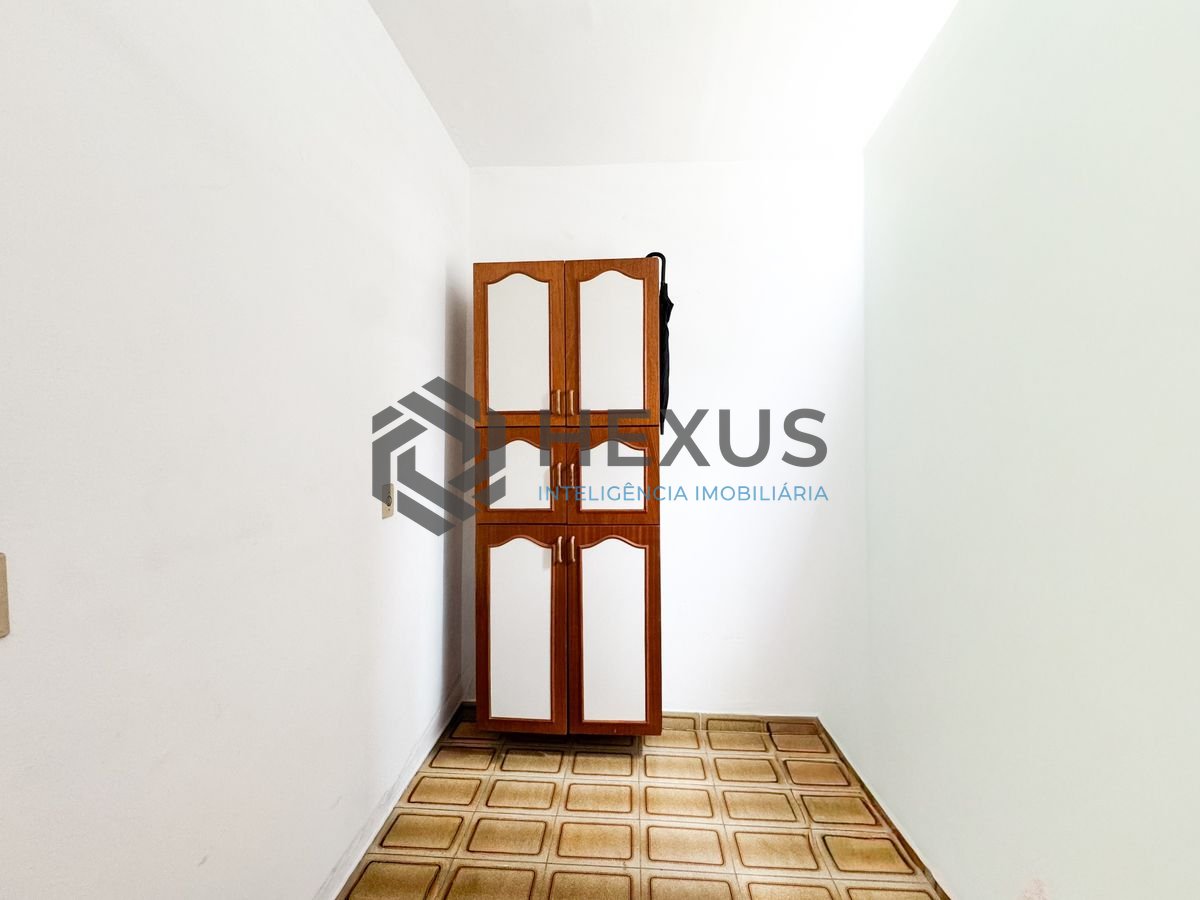 Foto 26 de Apartamento com varanda a 450m da praia na região do Jardim Las Palmas no Jardim Astúrias, Guarujá