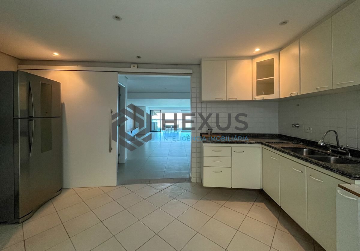 Foto 40 de Apartamento frente mar com varanda gourmet vista mar e lazer nas Pitangueiras, Guarujá