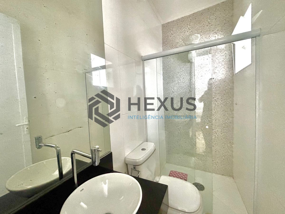 Foto 40 de Casa reformada com piscina e área gourmet no Jardim Acapulco, Guarujá