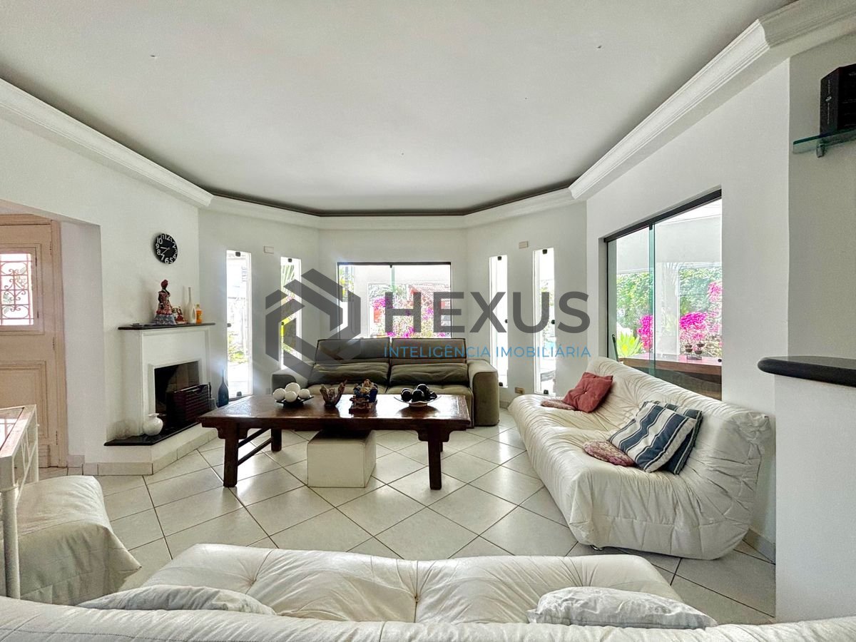 Foto 7 de Casa reformada com piscina e área gourmet no Jardim Acapulco, Guarujá