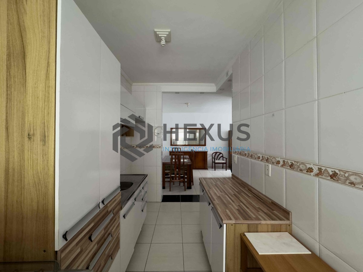 Foto 16 de Apartamento a duas quadras da Praia das Pitangueiras, Guarujá-SP