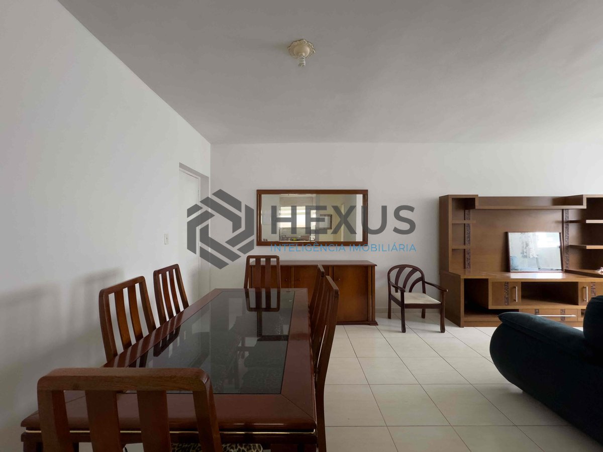 Foto 4 de Apartamento a duas quadras da Praia das Pitangueiras, Guarujá-SP