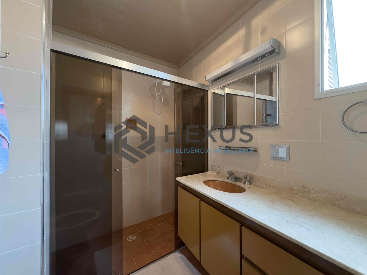 Foto 20 de Apartemento na quadra-mar da Praia das Pitangueiras à venda, Guarujá-SP.