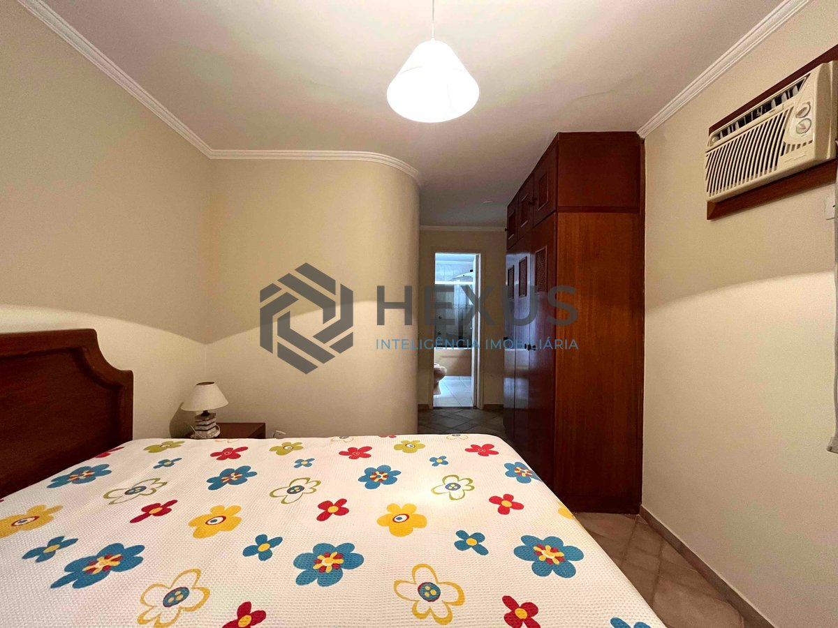 Foto 15 de Apartamento na quadra-mar da Praia das Pitangueiras, Guarujá-SP.