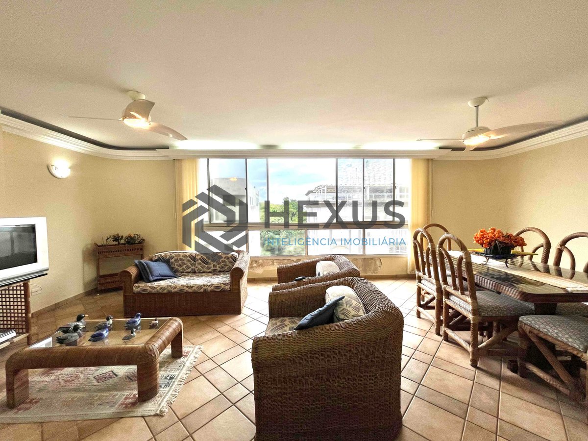 Foto 4 de Apartamento na quadra-mar da Praia das Pitangueiras, Guarujá-SP.