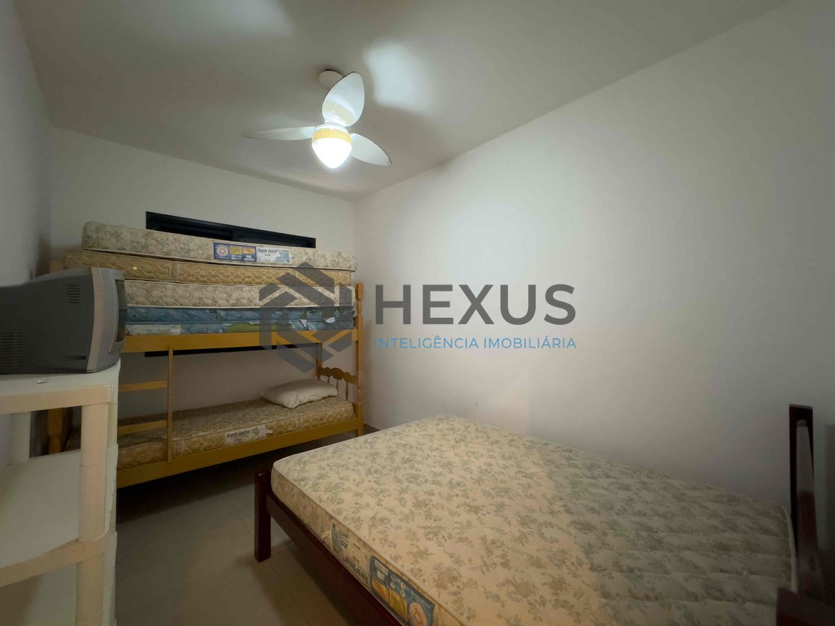 Foto 16 de Apartamento com varanda e lazer na beira mar da Praia das Pitangueiras, Guaruja
