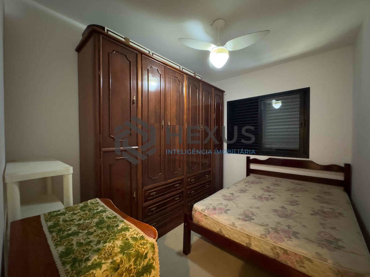 Foto 19 de Apartamento com varanda e lazer na beira mar da Praia das Pitangueiras, Guaruja
