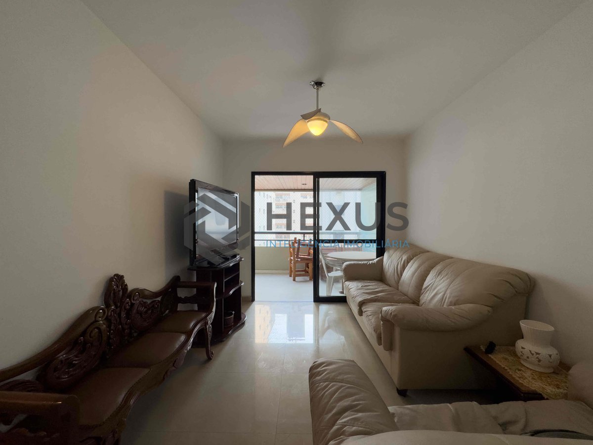 Foto 3 de Apartamento com varanda e lazer na beira mar da Praia das Pitangueiras, Guaruja