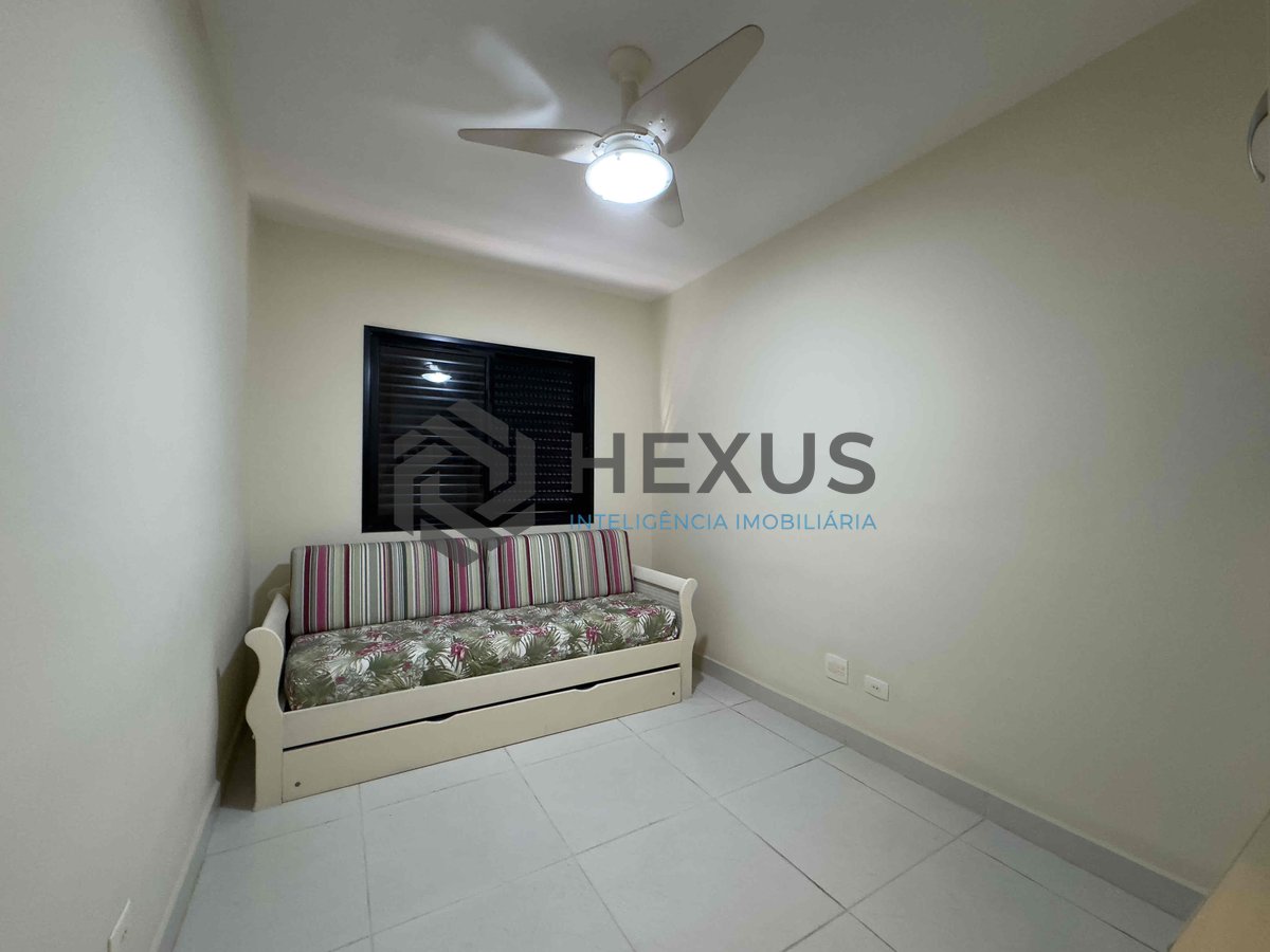 Foto 19 de Apartamento com varanda e lazer na beira mar da Praia das Pitangueiras, Guaruja