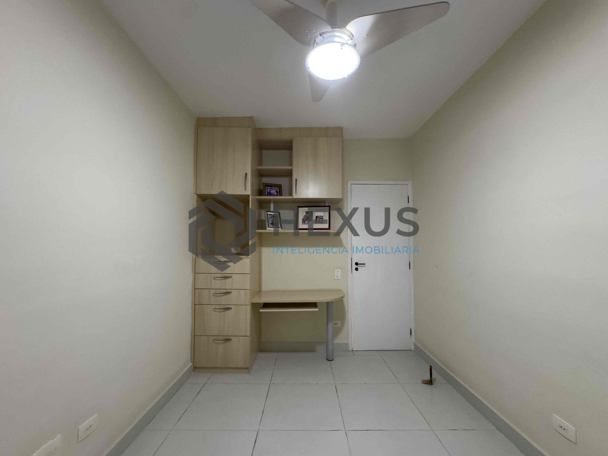 Foto 21 de Apartamento com varanda e lazer na beira mar da Praia das Pitangueiras, Guaruja