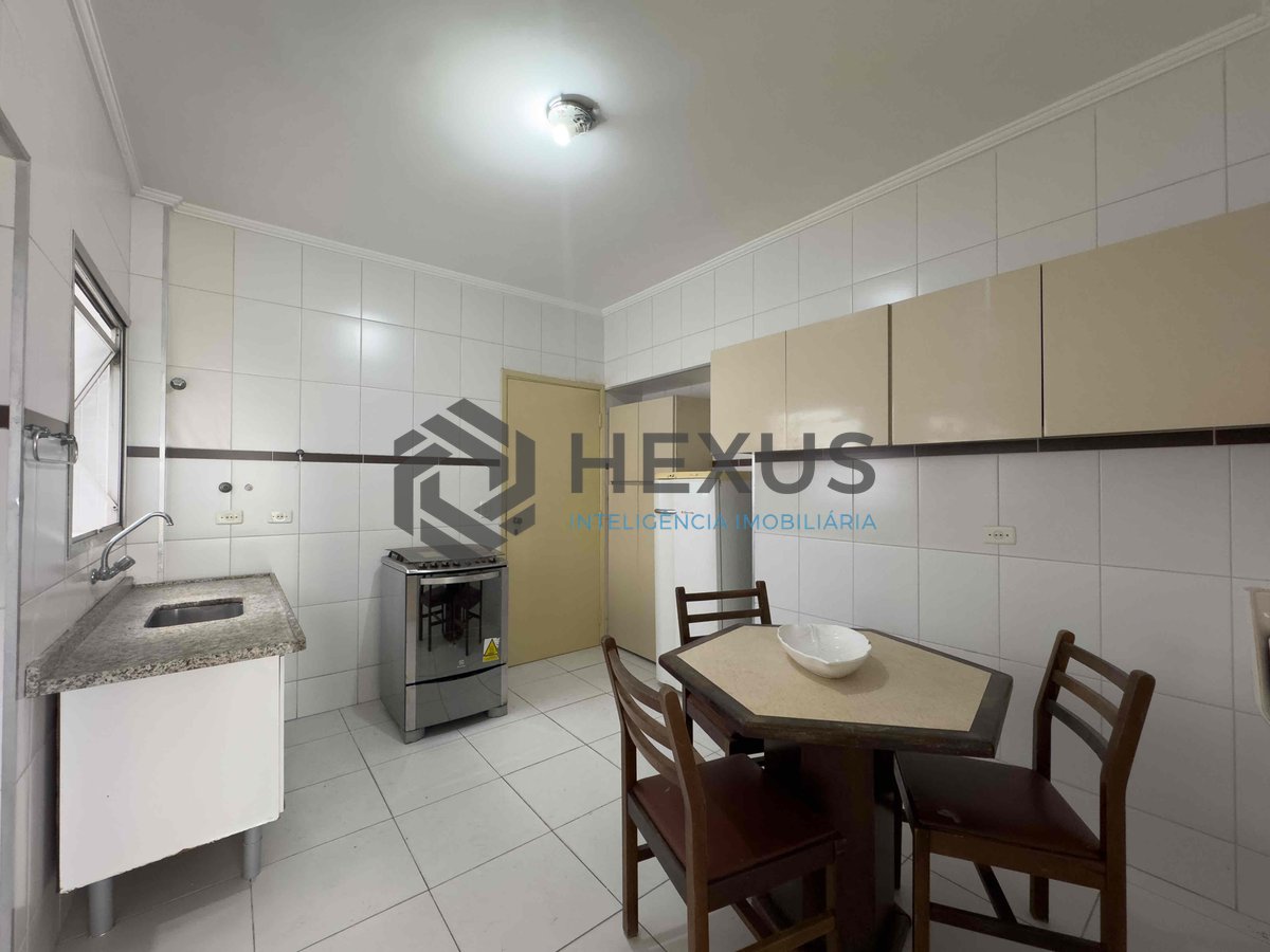 Foto 23 de Apartamento com varanda e vista mar na beira mar da Praia das Pitangueiras, Guaruja
