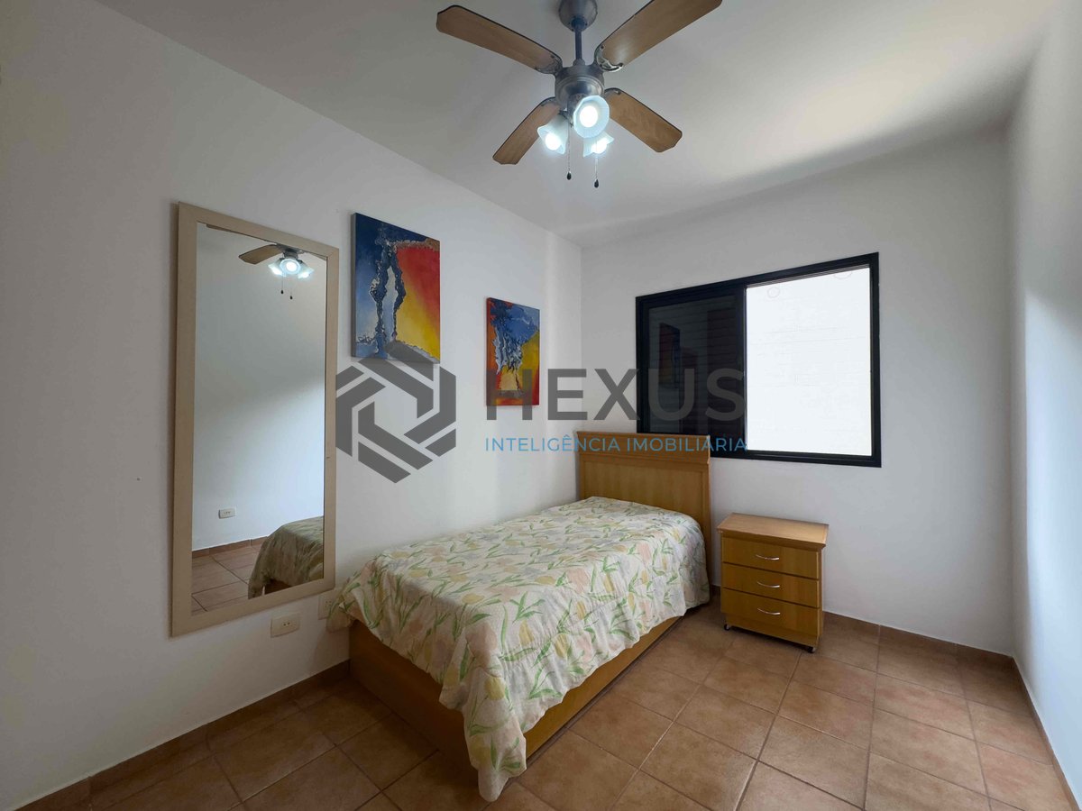 Foto 16 de Apartamento com varanda e lazer na beira mar da Praia das Pitangueiras, Guaruja