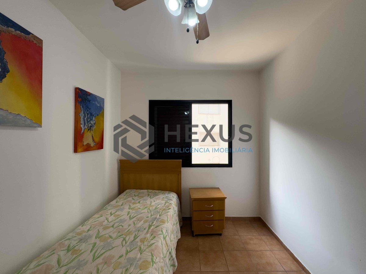 Foto 17 de Apartamento com varanda e lazer na beira mar da Praia das Pitangueiras, Guaruja