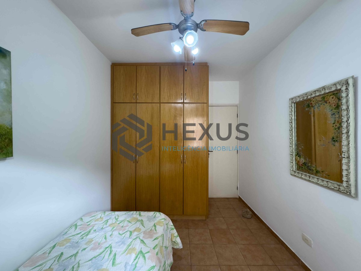 Foto 21 de Apartamento com varanda e lazer na beira mar da Praia das Pitangueiras, Guaruja