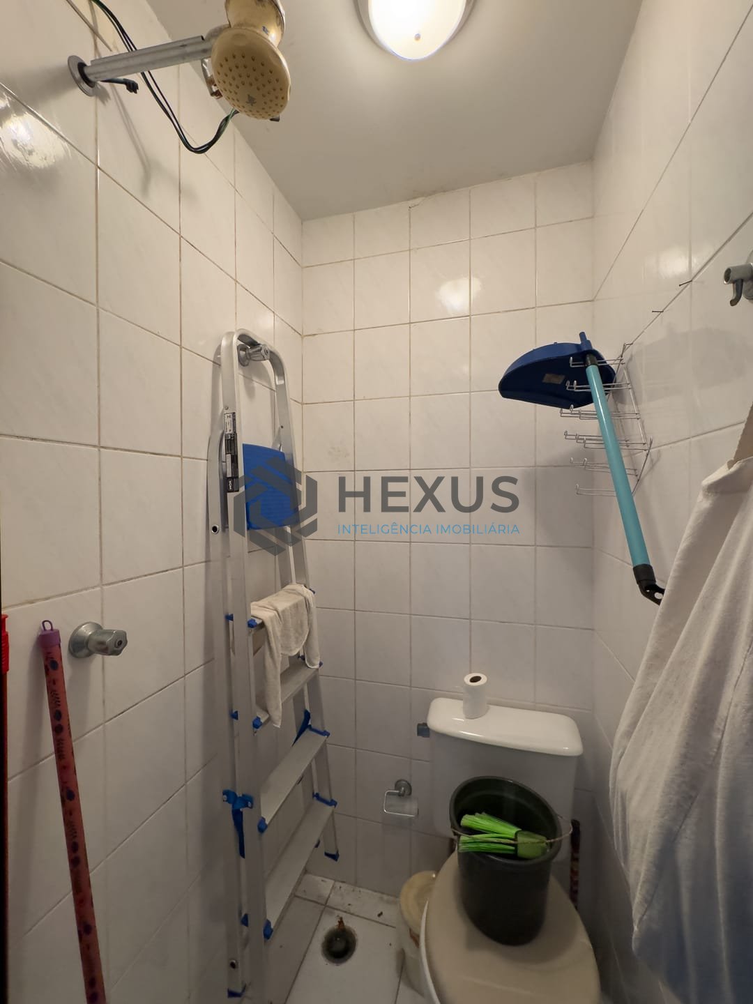 Foto 25 de Apartamento com varanda e lazer na quadra mar da Praia das Pitangueiras, Guaruja - Hexus