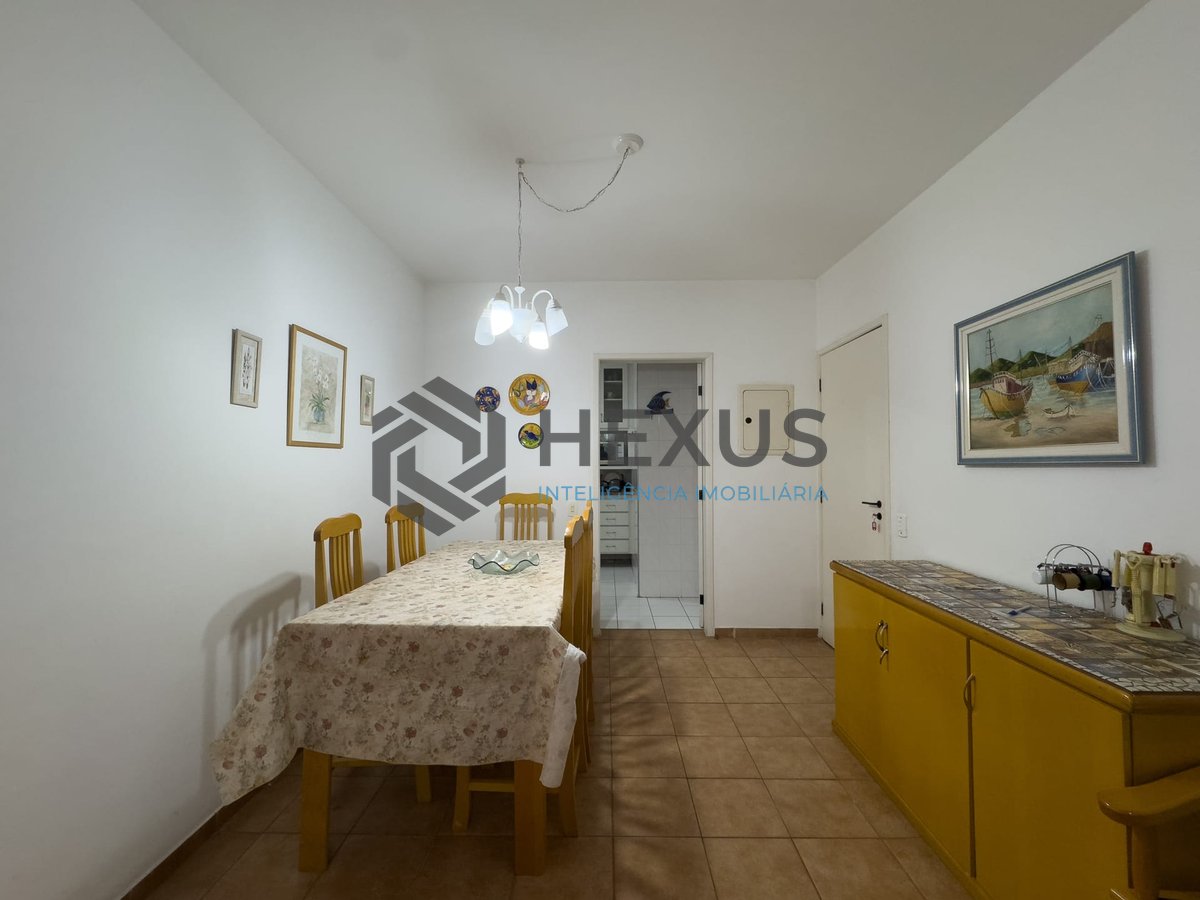 Foto 5 de Apartamento com varanda e lazer na quadra mar da Praia das Pitangueiras, Guaruja - Hexus