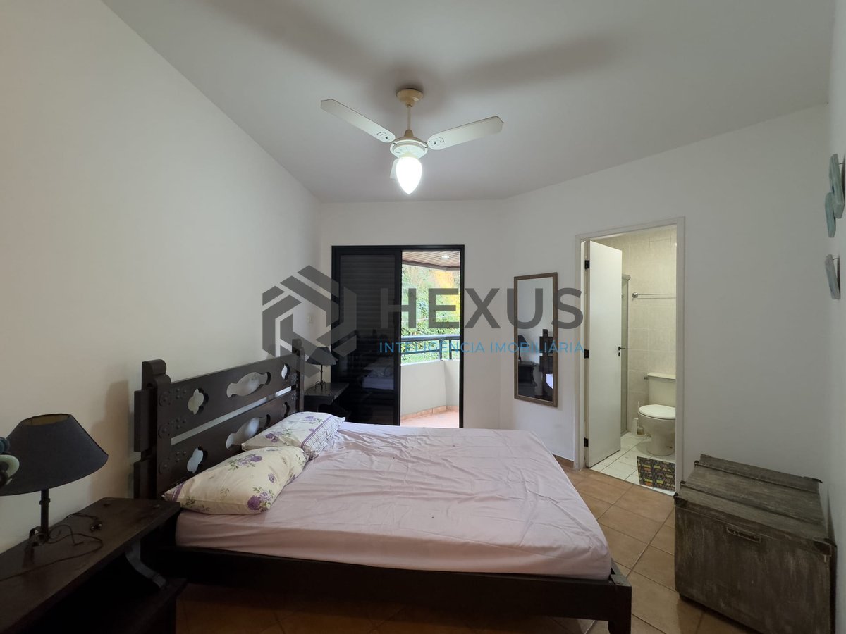 Foto 10 de Apartamento com varanda e lazer na quadra mar da Praia das Pitangueiras, Guaruja - Hexus