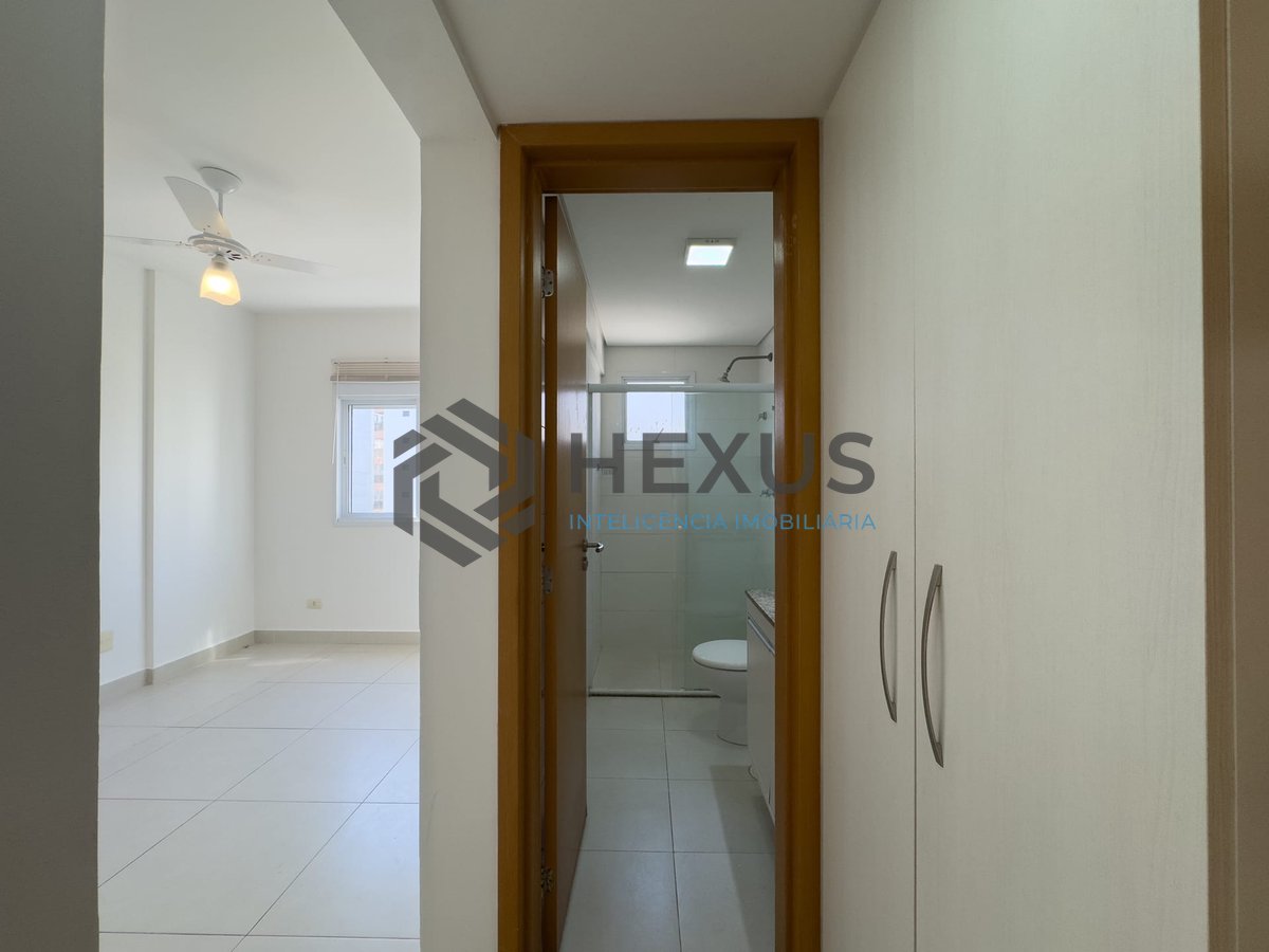 Foto 15 de Apartamento com varanda gourmet e lazer a duas quadras da Praia das Pitangueiras, Guaruja