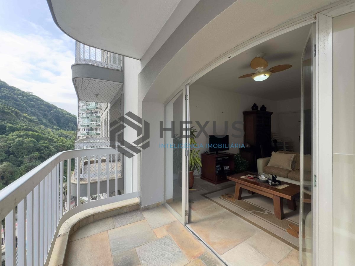 Foto 8 de Apartamento com varanda vista mar na beira mar da Praia das Pitangueiras, Guaruja