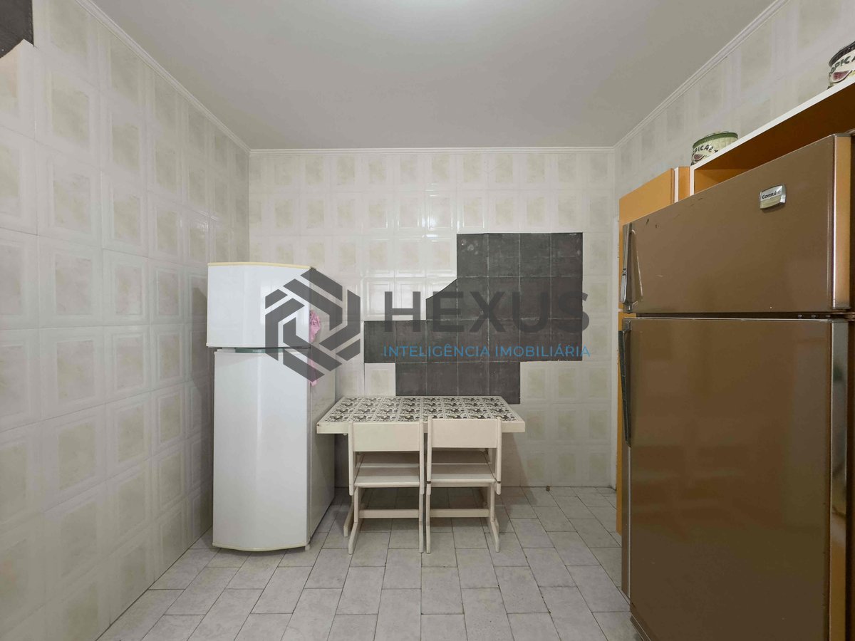 Foto 24 de Apartamento com varanda e vista mar na quadra mar da Praia das Pitangueiras, Guaruja