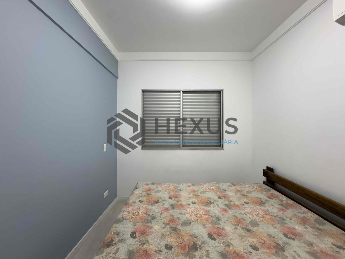 Foto 20 de Apartamento reformado com varanda na Praia das Astúrias, Guarujá