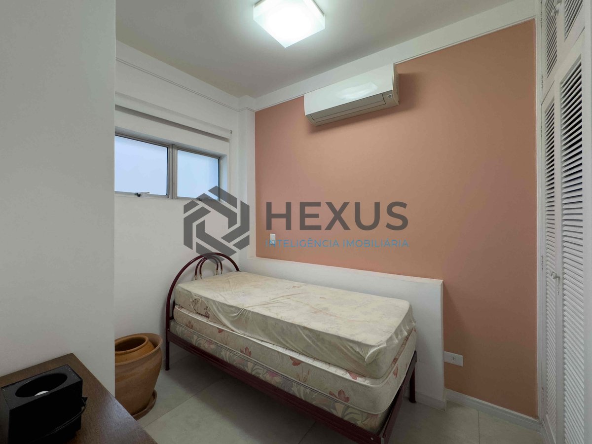 Foto 22 de Apartamento reformado com varanda na Praia das Astúrias, Guarujá