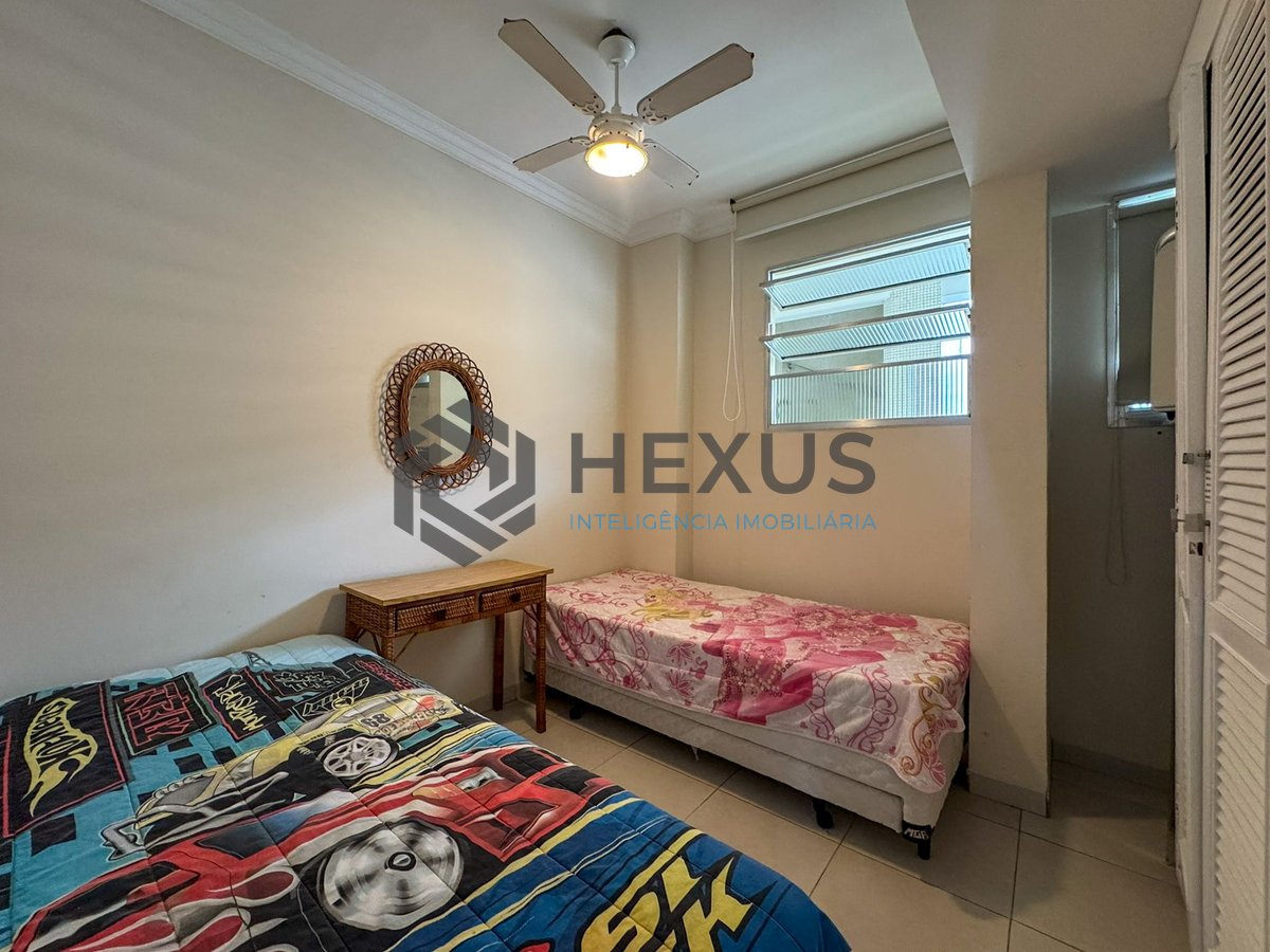 Foto 18 de Apartamento reformado com vista mar na beira mar da Praia das Pitangueiras, Guaruja