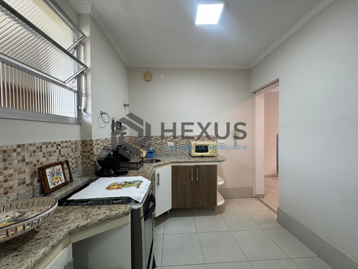 Foto 22 de Apartamento reformado com vista mar na beira mar da Praia das Pitangueiras, Guaruja