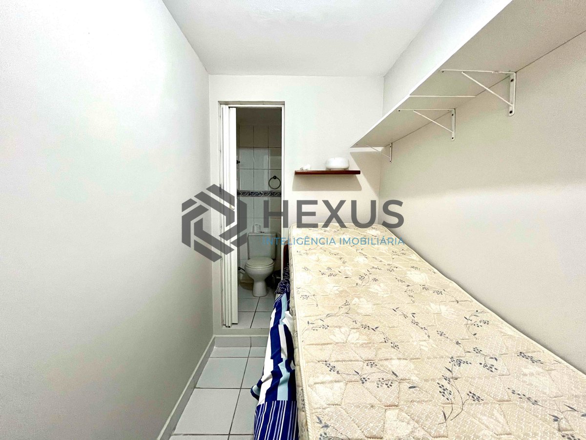 Foto 20 de Apartamento a uma quadra da Praia das Pitangueiras, Guaruja