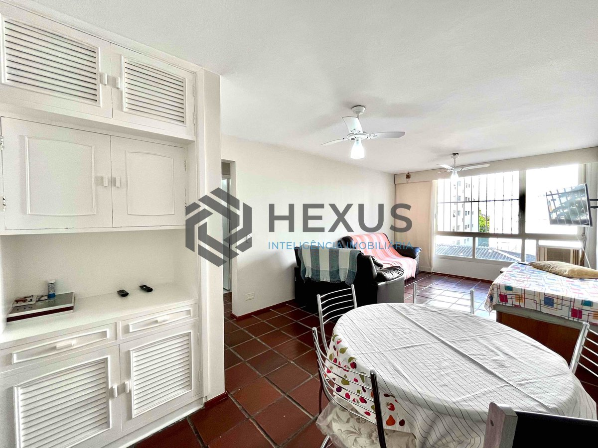 Foto 6 de Apartamento a uma quadra da Praia das Pitangueiras, Guaruja