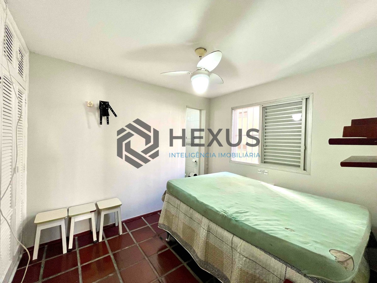 Foto 7 de Apartamento a uma quadra da Praia das Pitangueiras, Guaruja