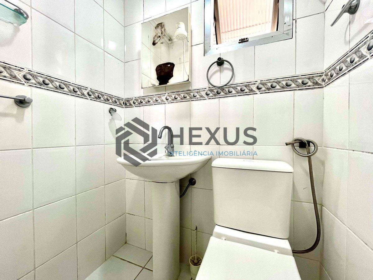 Foto 9 de Apartamento a uma quadra da Praia das Pitangueiras, Guaruja