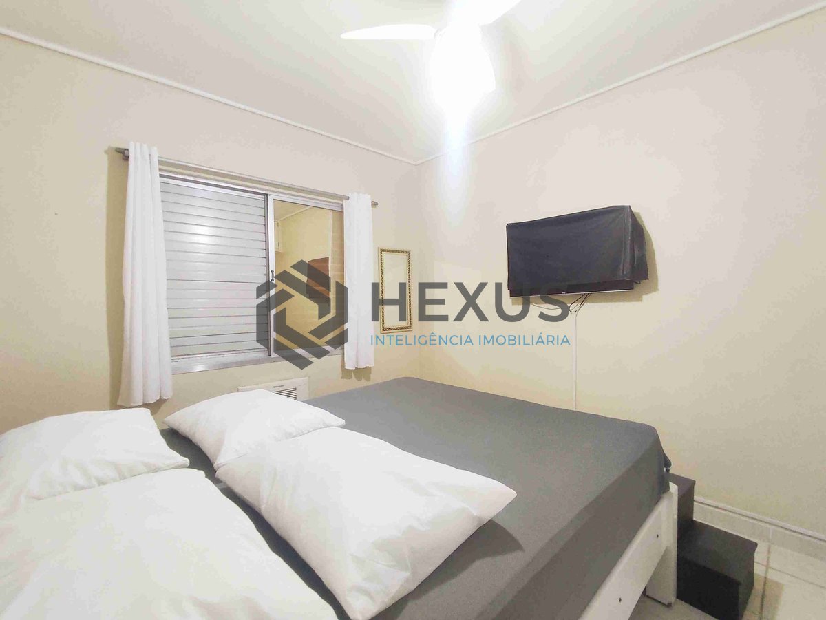 Foto 11 de Apartamento mobiliado na quadra mar da Praia das Pitangueiras, Guaruja