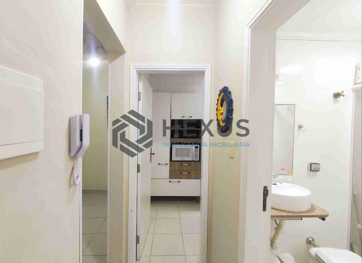 Foto 15 de Apartamento mobiliado na quadra mar da Praia das Pitangueiras, Guaruja
