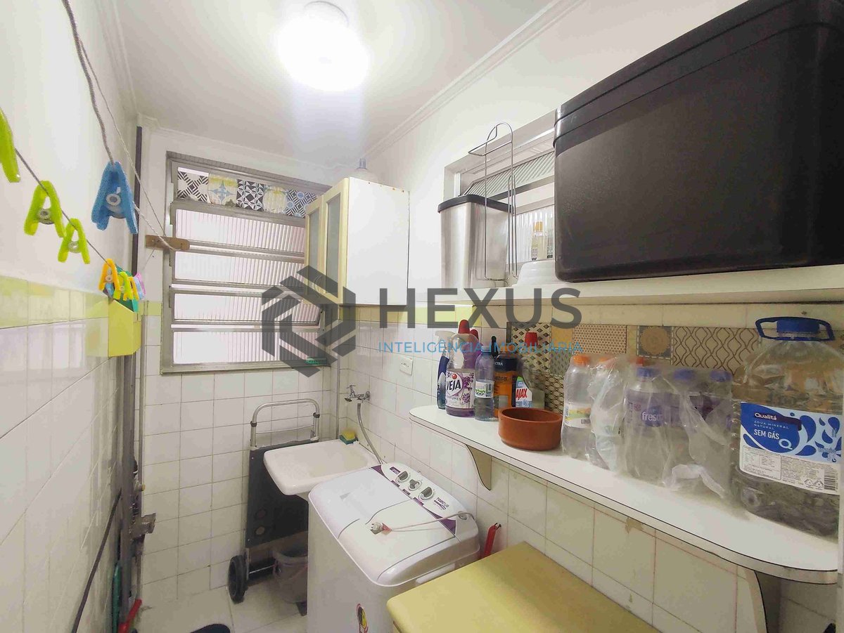 Foto 21 de Apartamento mobiliado na quadra mar da Praia das Pitangueiras, Guaruja