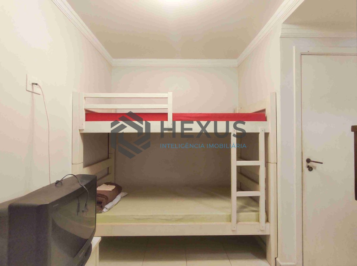 Foto 14 de Apartamento reformado com varanda e lazer na beira mar da Praia das Asturias, Guaruja