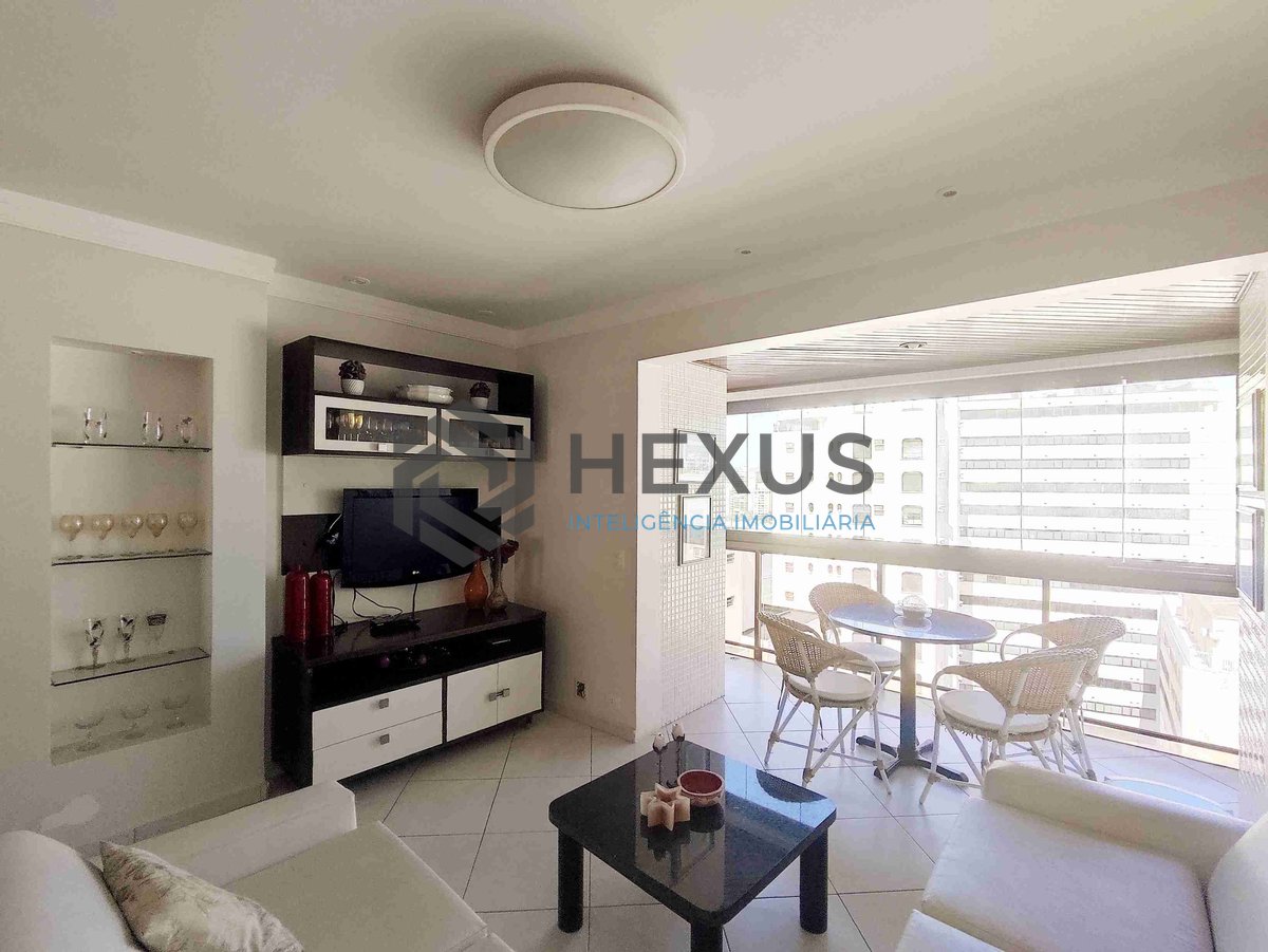 Foto 7 de Apartamento reformado com varanda e lazer na beira mar da Praia das Asturias, Guaruja