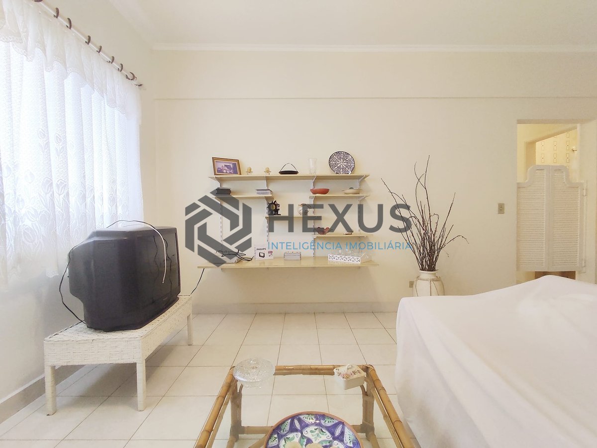 Foto 4 de Apartamento com vista livre, mobiliado, uma quadra da Praia das Asturias, Guaruja | Hexus