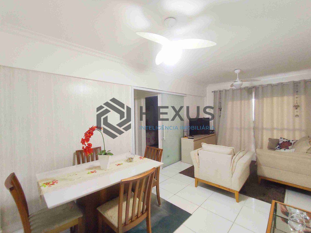Foto 2 de Apartamento com varanda e vista livre na Praia das Astúrias, Guarujá-SP - 2 Quartos, 1 Vaga | Hexus Inteligência Imobiliária