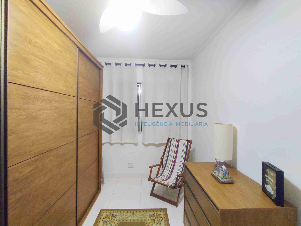 Foto 12 de Apartamento com varanda e vista livre na Praia das Astúrias, Guarujá-SP - 2 Quartos, 1 Vaga | Hexus Inteligência Imobiliária
