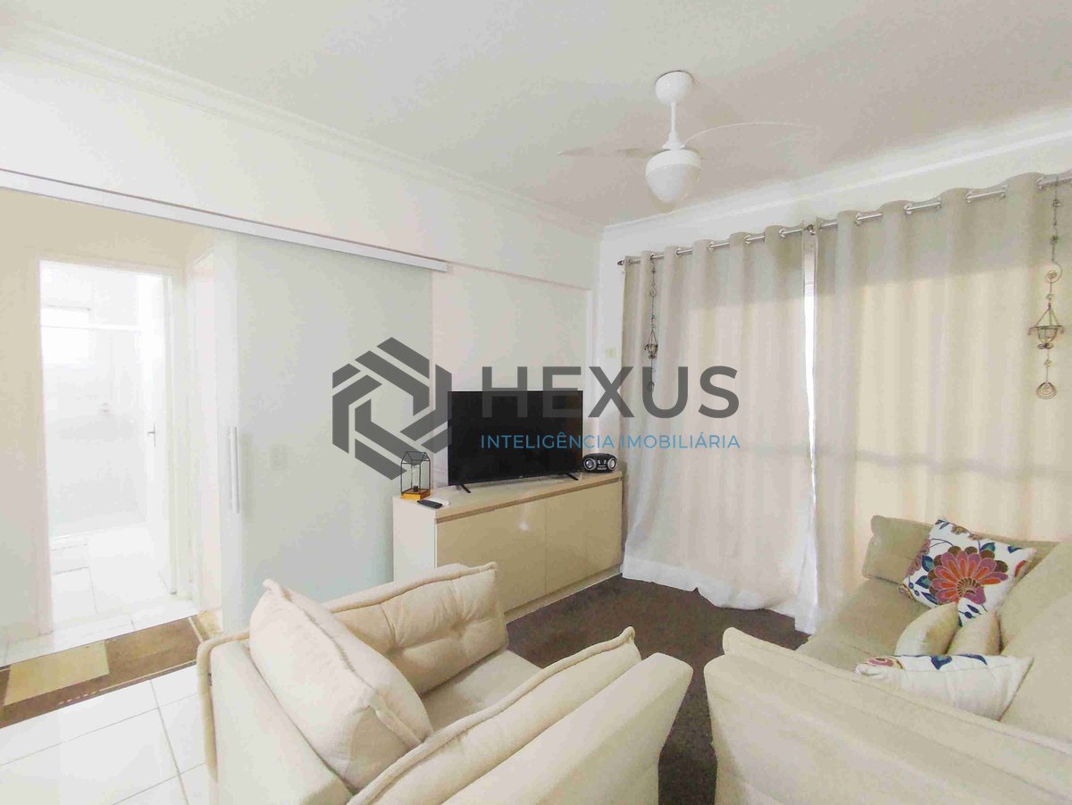 Foto 6 de Apartamento com varanda e vista livre na Praia das Astúrias, Guarujá-SP - 2 Quartos, 1 Vaga | Hexus Inteligência Imobiliária